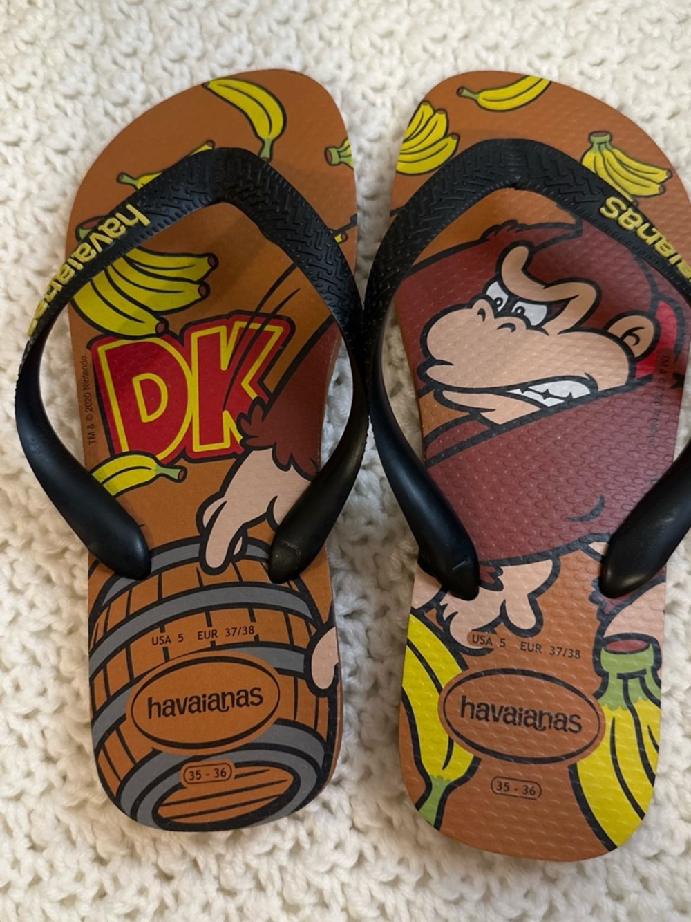 Havaianas Kids Donkey Kong Brown & Yellow Banana Flip Flops